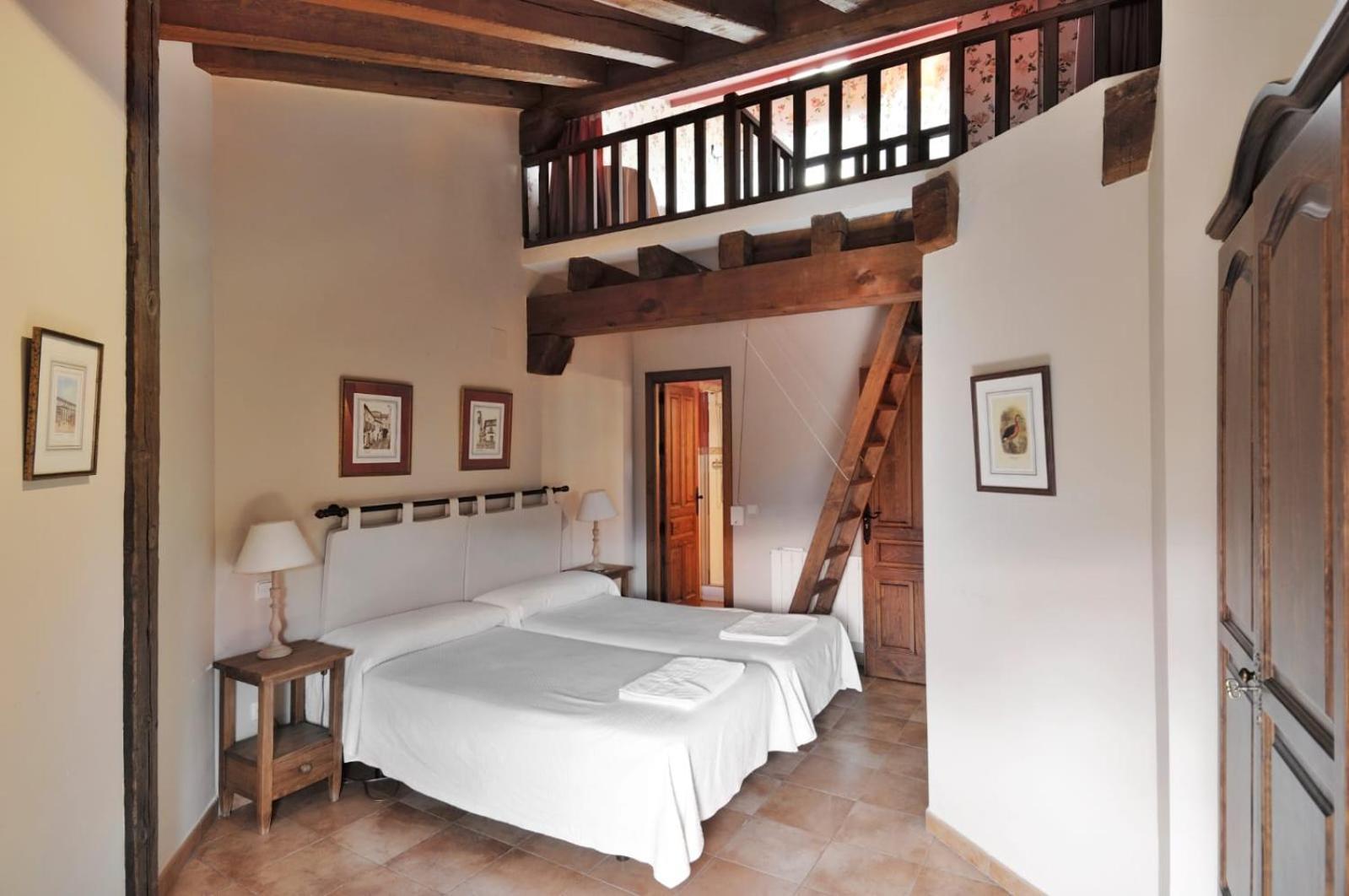 El Patio Villa Canicosa Екстериор снимка